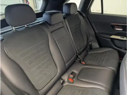 Photo 11 Mercedes Classe GLC SUV 300 de 4MATIC AMG Line