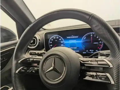 Photo 17 Mercedes Classe GLC SUV 300 de 4MATIC AMG Line