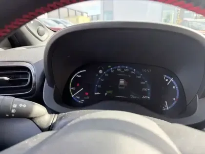 Photo 15 Toyota Yaris Hybride 1.5 HYBRID 116H GR SPORT 116 ch