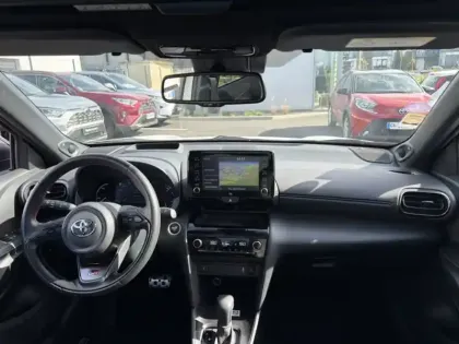 Photo 10 Toyota Yaris Hybride 1.5 HYBRID 116H GR SPORT 116 ch