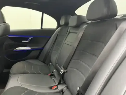 Photo 19 Mercedes Classe E Berline 220 d AMG Line