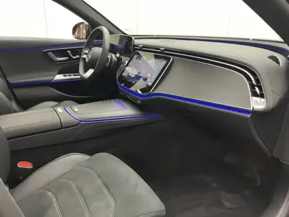 Photo 16 Mercedes Classe E Berline 220 d AMG Line