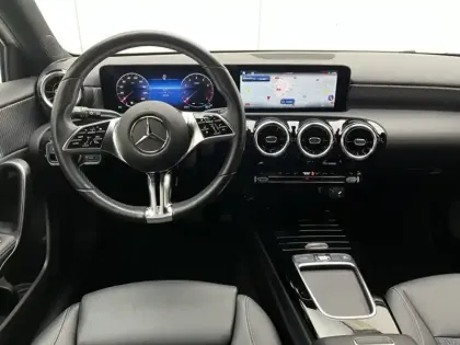 Photo 16 Mercedes Classe A 180 Progressive Line