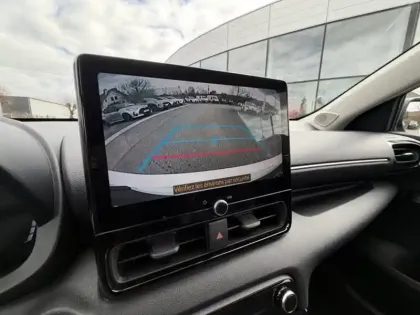 Photo 14 Toyota Yaris Hybride 116h Design Pack Confort 11