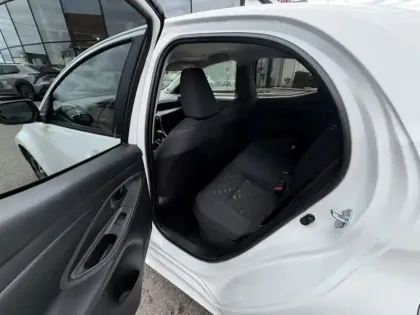 Photo 9 Toyota Yaris Hybride 116h Design Pack Confort 11