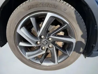 Photo 7 Toyota C-HR 1.8 Hybride 122 Design Ultimate