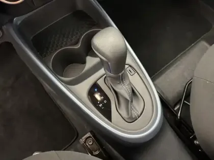 Photo 15 Toyota Aygo 1.0 S-CVT 72 Design