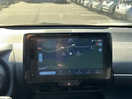 Photo 13 Toyota Yaris Hybride 1.5 HYBRID 116H DESIGN