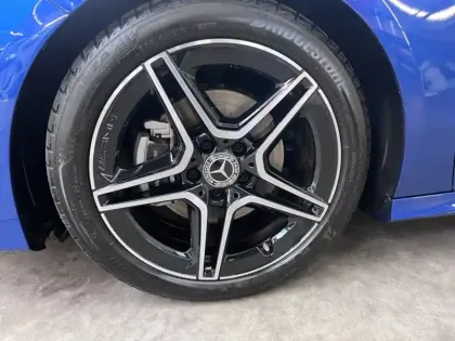 Photo 8 Mercedes Classe A 200 d AMG Line