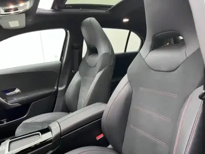 Photo 12 Mercedes Classe A 180 AMG Line