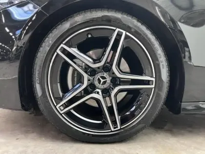 Photo 8 Mercedes Classe A 180 AMG Line