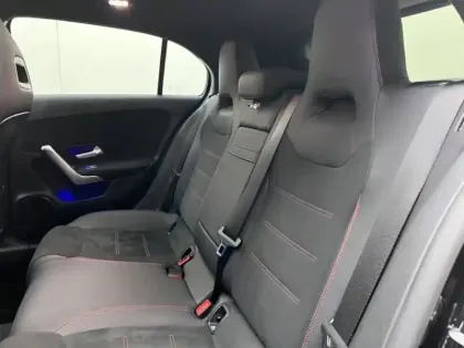 Photo 13 Mercedes Classe A 180 AMG Line