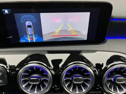 Photo 14 Mercedes Classe A 180 AMG Line