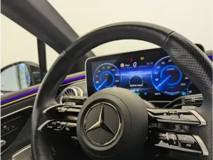 Photo 15 Mercedes Classe E Berline 350 AMG Line