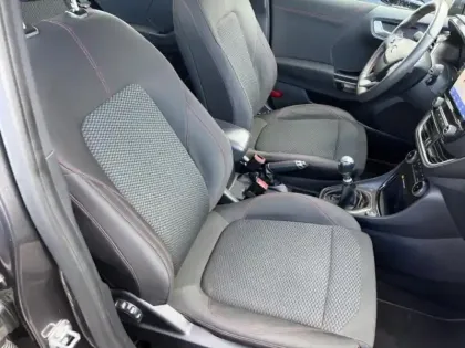 Photo 10 Ford Puma  1.0 EcoBoost 125ch mHEV ST-Line 6cv