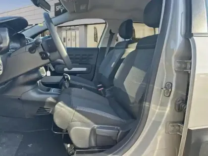 Photo 8 Citroën C3  1.2 PureTech 83ch S&S C-Series 123g