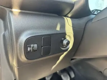 Photo 12 Citroën C3  1.2 PureTech 83ch S&S C-Series 123g