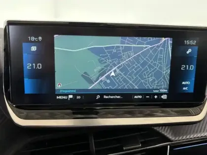 Photo 10 Peugeot 2008 Gén. II Ph1 NG GT 5