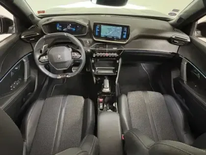 Photo 5 Peugeot 2008 Gén. II Ph1 NG GT 5