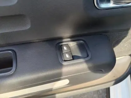 Photo 11 Citroën C3  1.5 BlueHDi 100ch S&S Feel E6.d