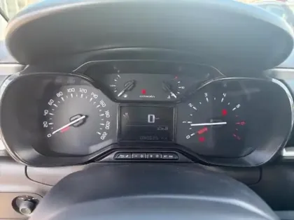 Photo 13 Citroën C3  1.5 BlueHDi 100ch S&S Feel E6.d