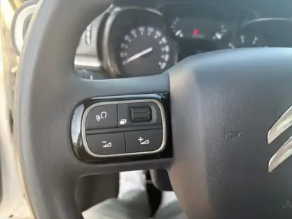 Photo 14 Citroën C3  1.5 BlueHDi 100ch S&S Feel E6.d