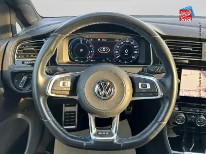 Photo 11 Volkswagen Golf Gén. VII Ph2 GTE 5