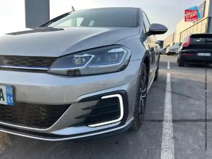 Photo 12 Volkswagen Golf Gén. VII Ph2 GTE 5