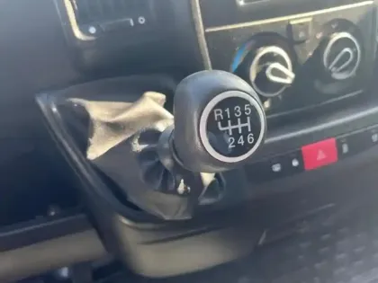 Photo 10 Peugeot Boxer  Fg L2H1 3.5 140ch S&S