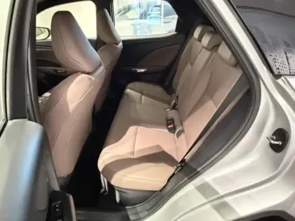 Photo 7 Lexus Lbx  1.5 136ch Elegant Pack Tech 2WD MY26