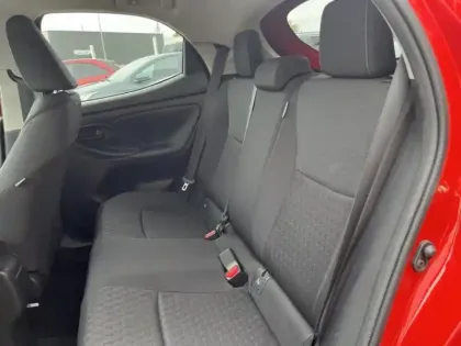 Photo 7 Toyota Yaris  116h Design 5p MY22