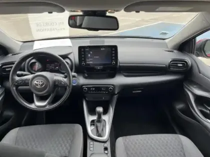 Photo 8 Toyota Yaris  116h Design 5p MY22