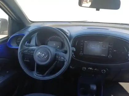 Photo 11 Toyota Aygo  X 1.0 VVT-i 72ch Design S-CVT MY24