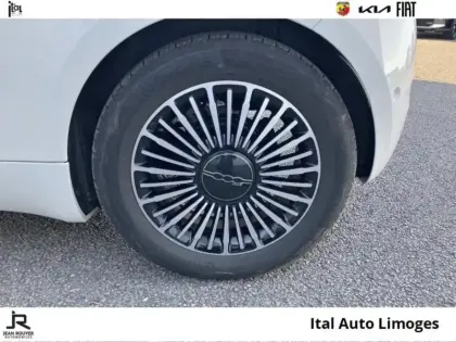 Photo 10 Fiat 500  e 118ch MY23