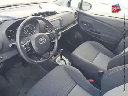 Photo 14 Toyota Yaris  100h Dynamic 5p MY19