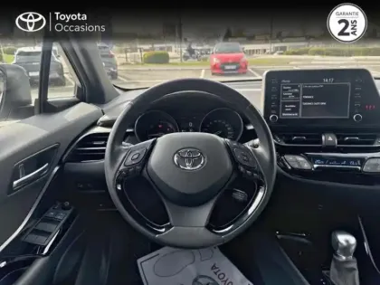 Photo 8 Toyota C-HR  122h Distinctive 2WD E-CVT MY22