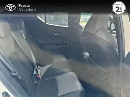 Photo 6 Toyota C-HR  122h Distinctive 2WD E-CVT MY22