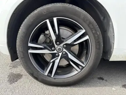 Photo 7 Volvo Xc60  B5 AdBlue AWD 235ch R-Design Geartronic