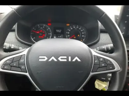 Photo 14 Dacia Sandero  1.0 TCe 90ch Stepway Expression -24