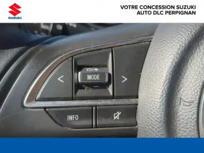 Photo 14 Suzuki Swift  1.2 Hybrid 83ch Privilège