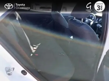 Photo 6 Toyota Yaris Gén. I Ph1 Design 5