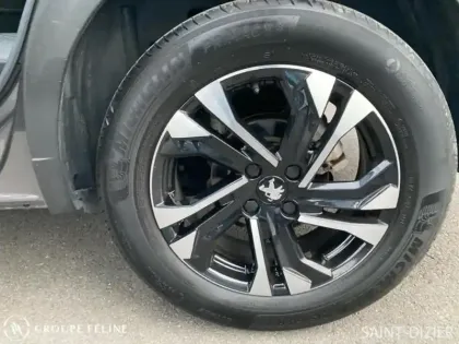 Photo 10 Peugeot 2008  1.2 PureTech 130ch S&S Allure EAT8 7cv