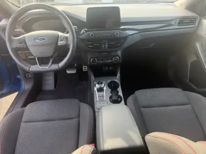 Photo 5 Ford Focus  1.0 EcoBoost 125ch ST-Line BVA