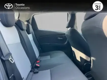 Photo 6 Toyota Yaris  100h Dynamic 5p RC19