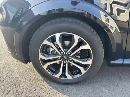 Photo 8 Ford Puma  1.0 Flexifuel 125ch S&S mHEV ST-Line