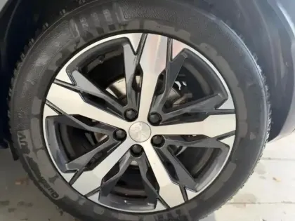 Photo 6 Peugeot 3008 Gén. II Ph1 GT Line 5