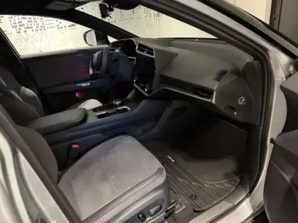 Photo 10 Lexus RZ  500e Executive MC26