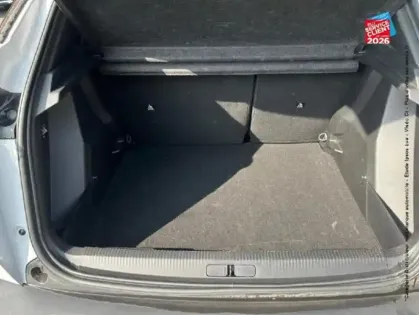 Photo 13 Peugeot 2008  1.2 Hybrid 145ch Allure e-DCS6