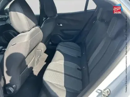 Photo 10 Peugeot 2008  1.2 Hybrid 145ch Allure e-DCS6