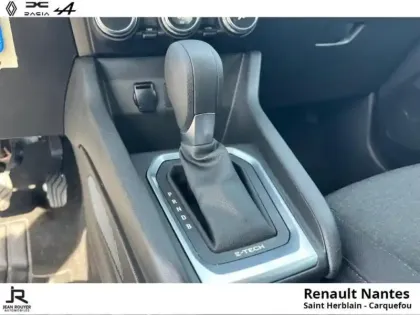 Photo 10 Renault Clio  1.6 E-Tech hybride 140ch Business